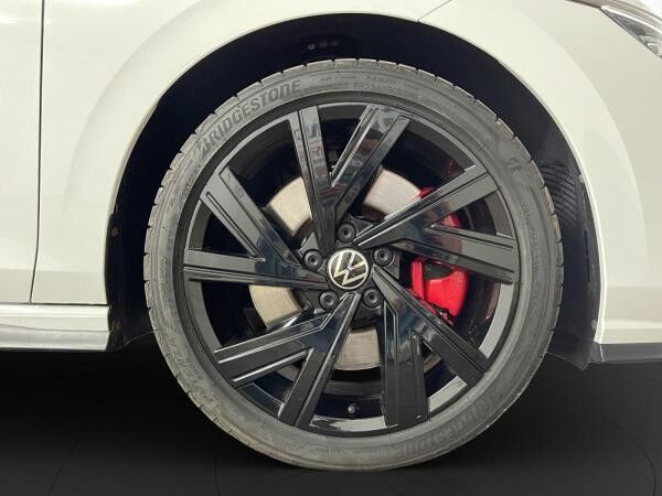 Volkswagen Golf VIII GTI LED LM 18" Navi PDC+RFK ACC App-Connect