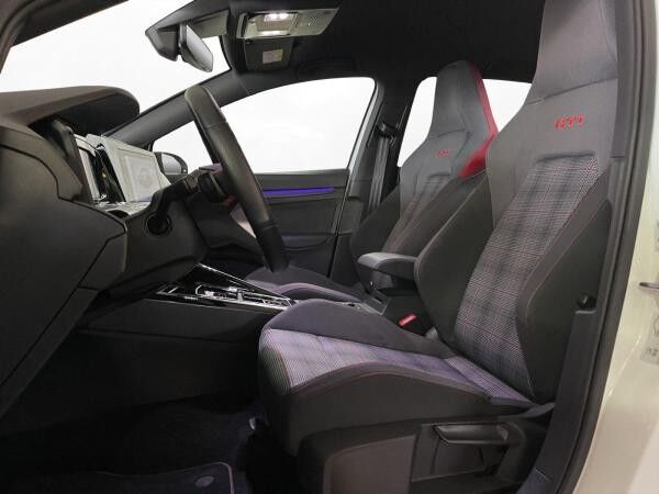 Volkswagen Golf VIII GTI LED LM 18" Navi PDC+RFK ACC App-Connect