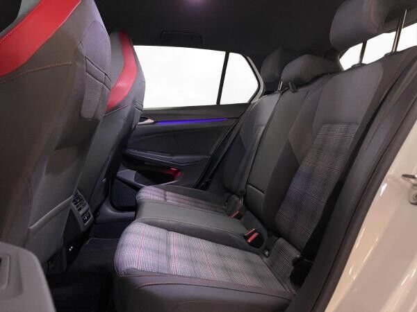 Volkswagen Golf VIII GTI LED LM 18" Navi PDC+RFK ACC App-Connect