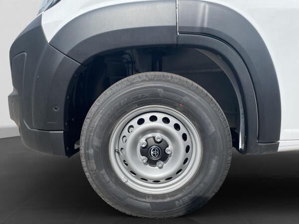 Toyota Proace Max Electric L3H2 verblecht 4-türig Electric Meister 425H 110 kWh Elektroantrieb, 205 kW (279 PS) stufen