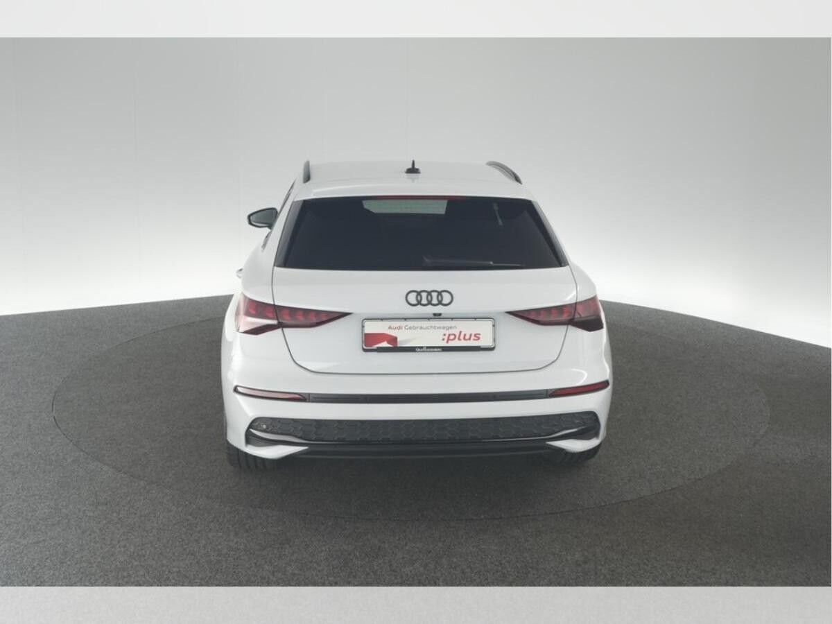 Audi A3 Sportback 35 TFSI advanced / SOFORT VERFÜGBAR !