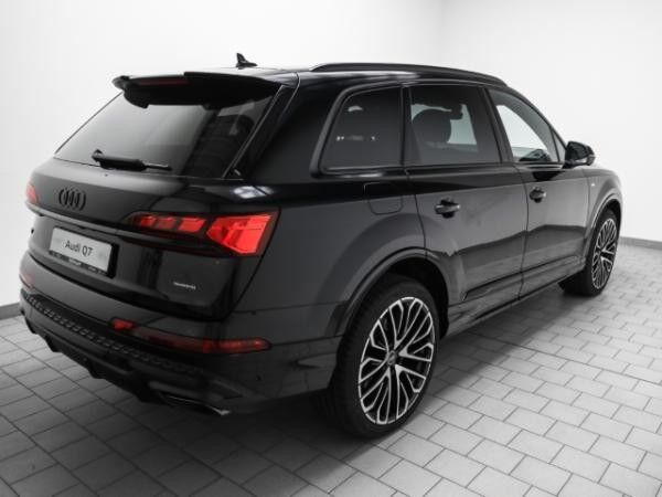 Audi Q7 55 TFSIe S line business AHK B&O Pano HUD