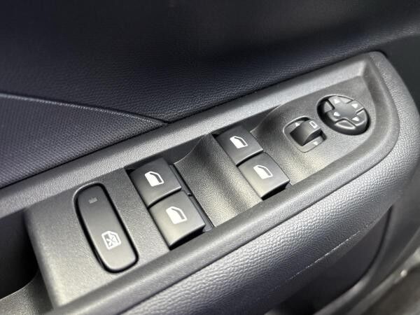 Opel Frontera Hybrid Edition 🔥 ❗❗NEW-Deal❗❗ 🔥 verfügbar in weiß und effektblau