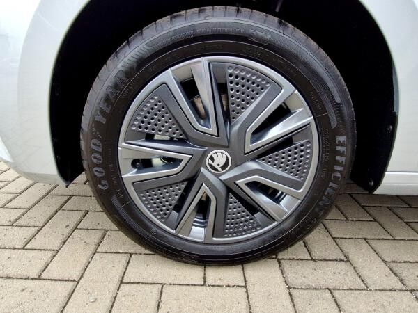 Skoda Fabia 1.0 TSI Tour DSG LED Sitzhzg. Klimaautomatik🚀Sofort-Verfügbar🚀Autohaus-Schandert Top-Deal✨