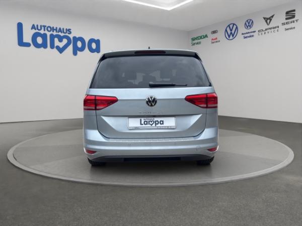 Volkswagen Touran Comfortline 1.5 TSI DSG NAV,RFK,SHZ,ACC