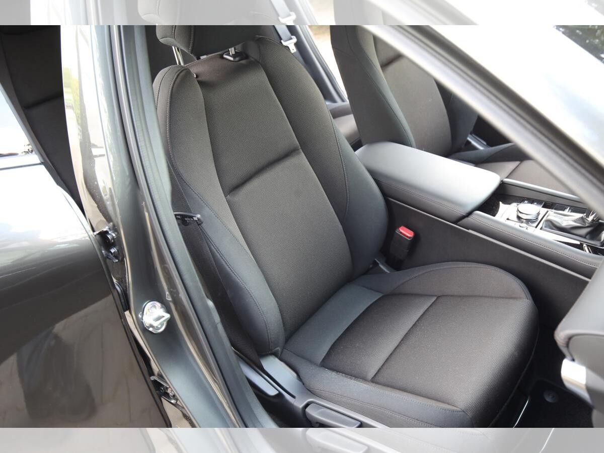 Mazda 3 140ps Autom. CENTRE-Line DESIGN-Paket ACC