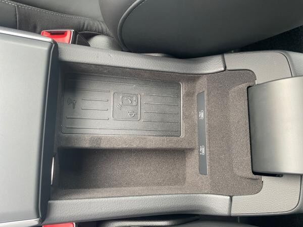 Audi A6 Limousine advanced 40 TDI quattro / Matrix