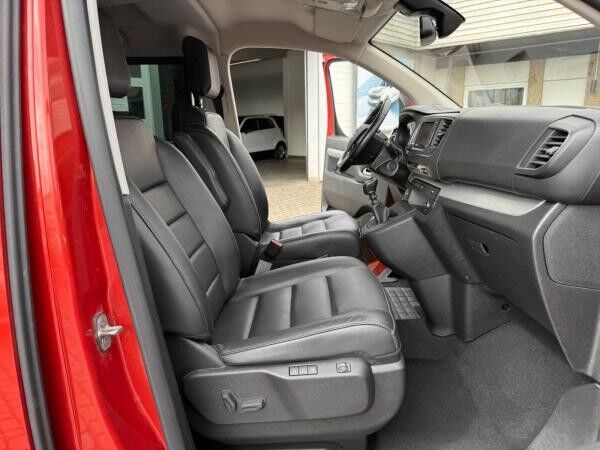 Opel Zafira Life 2.0D ACC+AHK+LED+Navi+SHZ+Standh.+LM