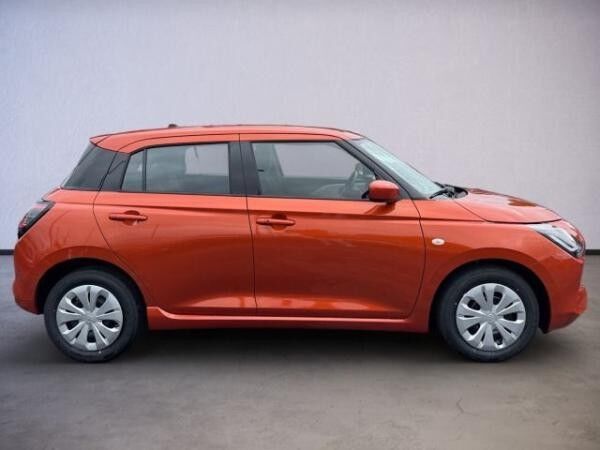 Suzuki Swift CLUB HYBRID