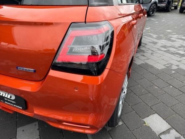 Suzuki Swift CLUB HYBRID