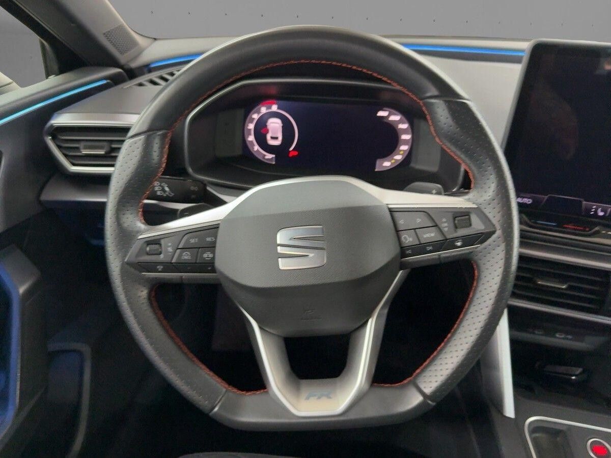 Seat Leon SP FR 2.0 TDI DSG ACC AHK LED NAVI RFK KEYL