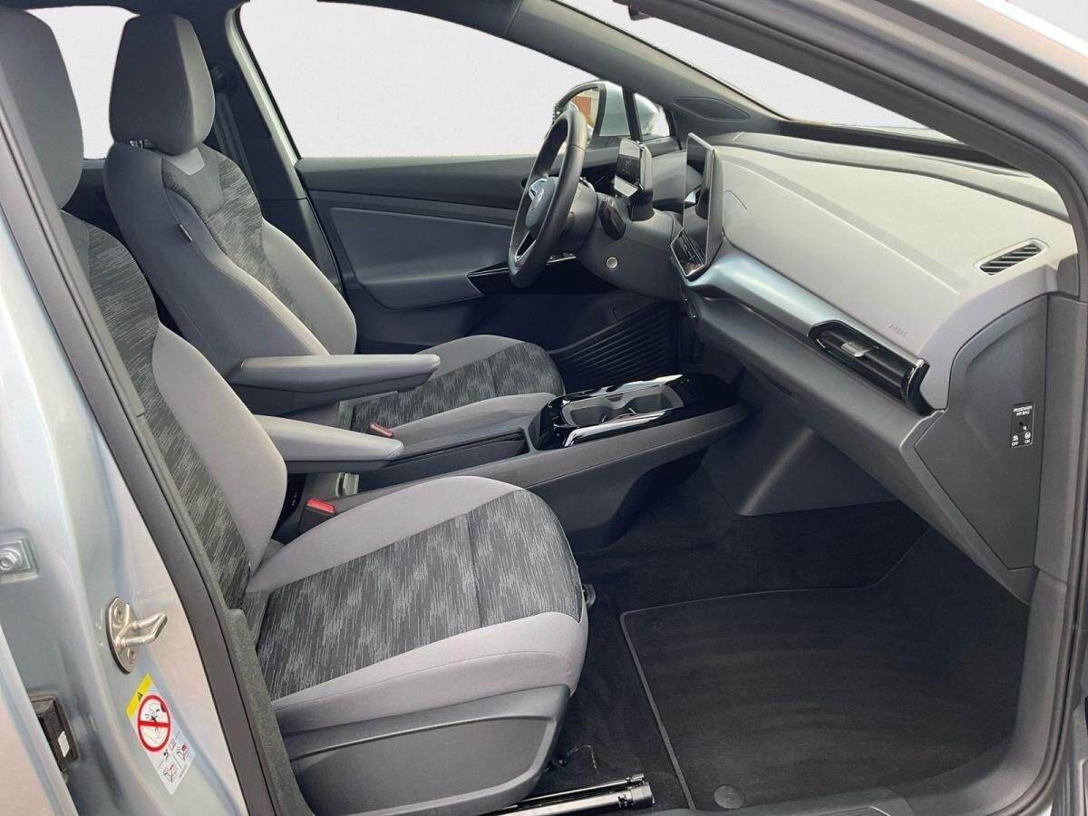 Volkswagen ID.4 Pure AHK Allwetterreifen Klima Navi
