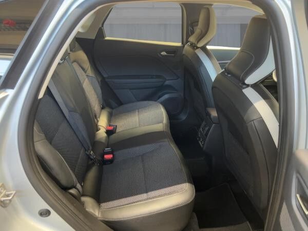 Renault Captur 1.3 TCe 140 Techno
