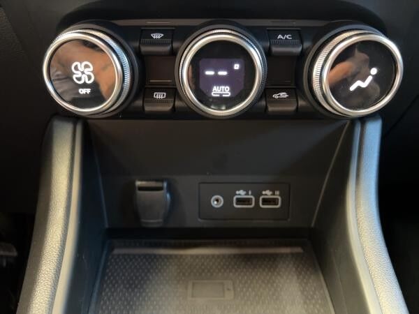 Renault Captur 1.3 TCe 140 Techno