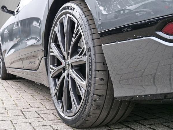 Audi A6 e-tron A6 Avant e-tron edition one quattro /