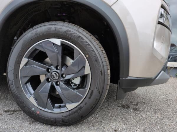 Nissan X-Trail Acenta 1.5 VC-T MHEV EU6e Navi 360 Kamera LED Apple CarPlay Android Auto Mehrzonenklima