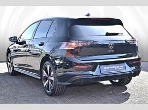 Volkswagen Golf VIII 1.5 eHybrid DSG GTE Black Style
