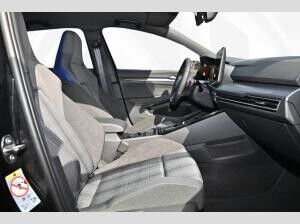 Volkswagen Golf VIII 1.5 eHybrid DSG GTE Black Style