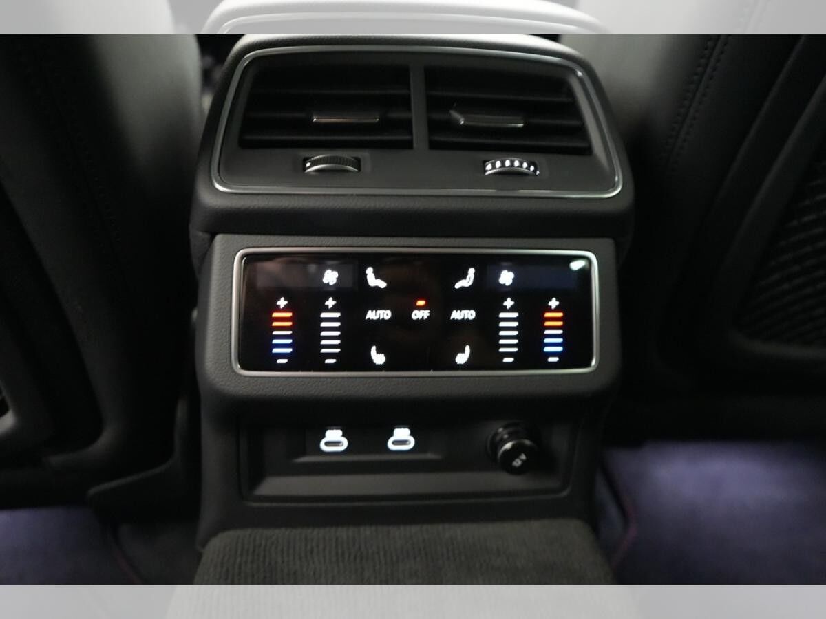 Audi RS6 Avant Tiptronic / SOFORT VERFÜGBAR !