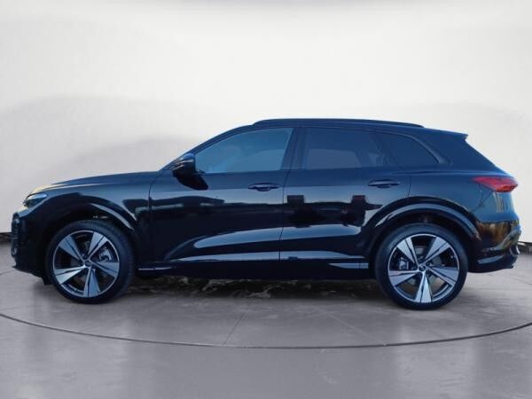 Audi Q5 (GUB)