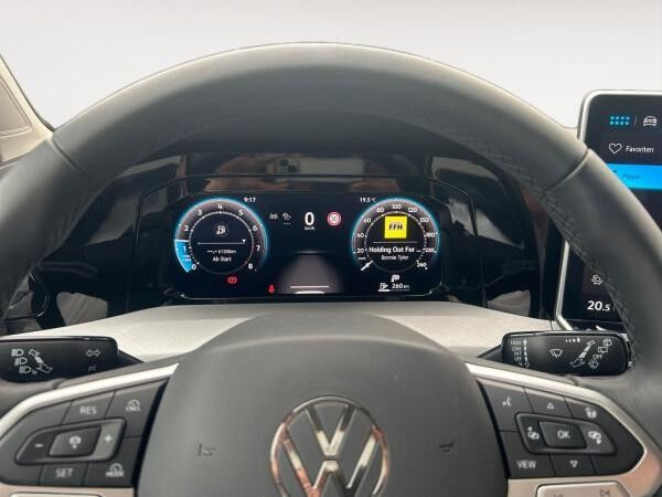 Volkswagen Golf VIII Variant 1.5 TSI Life ACC Climatr. SHZ