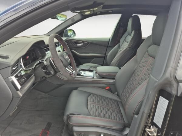Audi RS Q8 (4MT) *sofort verfügbar*