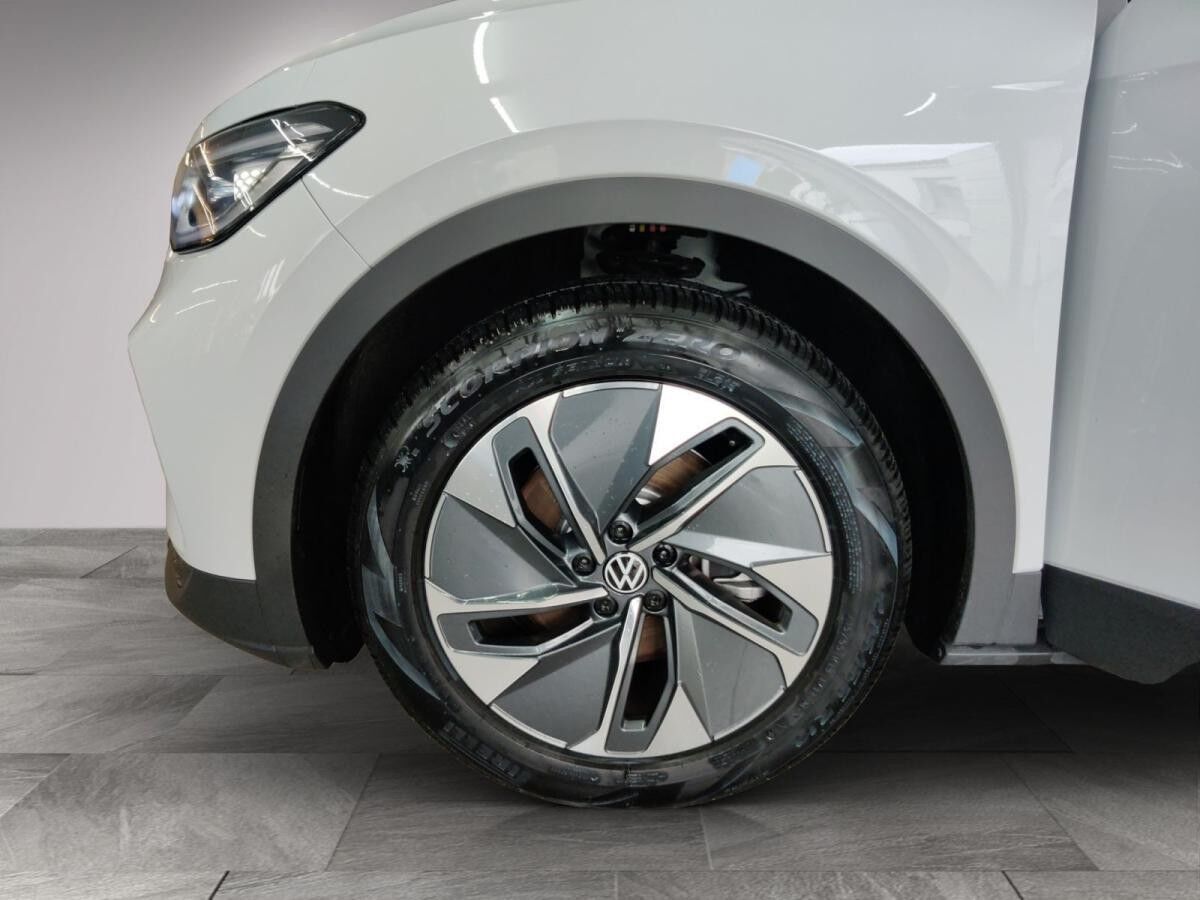 Volkswagen ID.4 Pure h/AHK/Matrix/Navi/Wärmepu/02.30Garantie