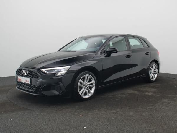 Audi A3 Sportback S-Line 30 TDI S-tronic / LED, RFK