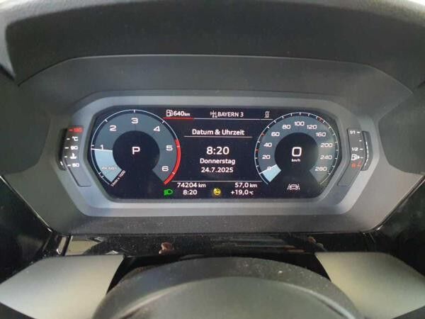 Audi A3 Sportback S-Line 30 TDI S-tronic / LED, RFK