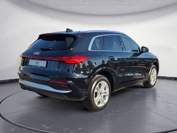 Audi Q5 (GUB)