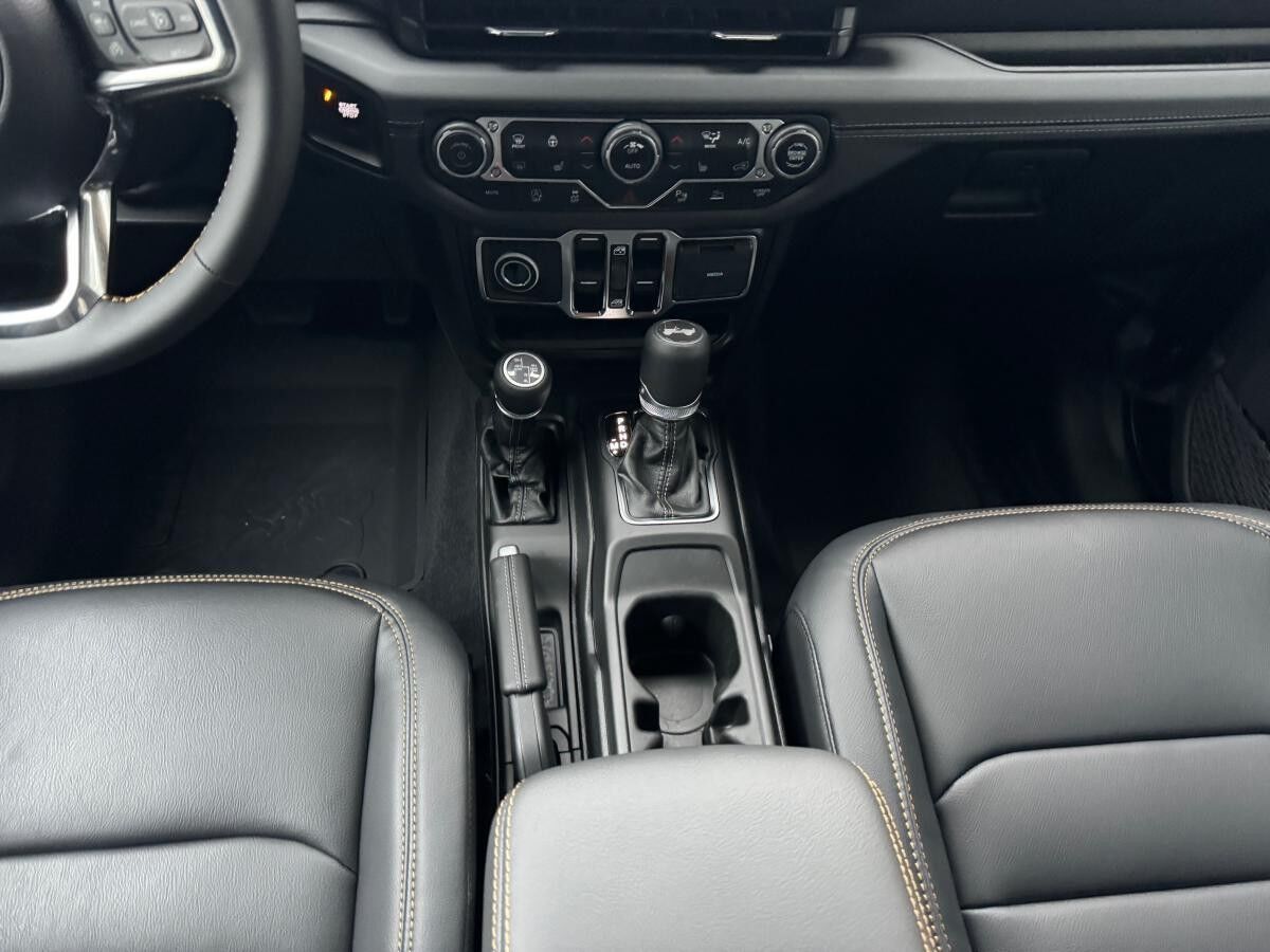 Jeep Wrangler 2.0 T-GDI Sahara Sky One Touch 2 Farben verfügbar Abholung Mannheim