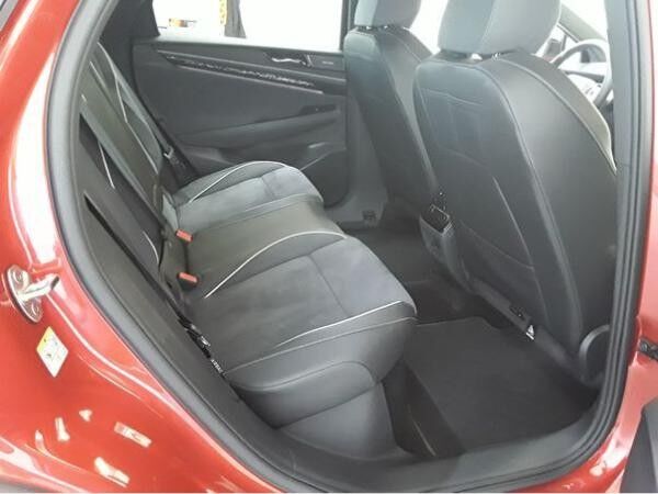 Volkswagen ID.7 Tourer Pro S 210 kW - IQ Light Kamera Wärmepumpe Discover Pro Max HUD SHZ AHK ACC LM
