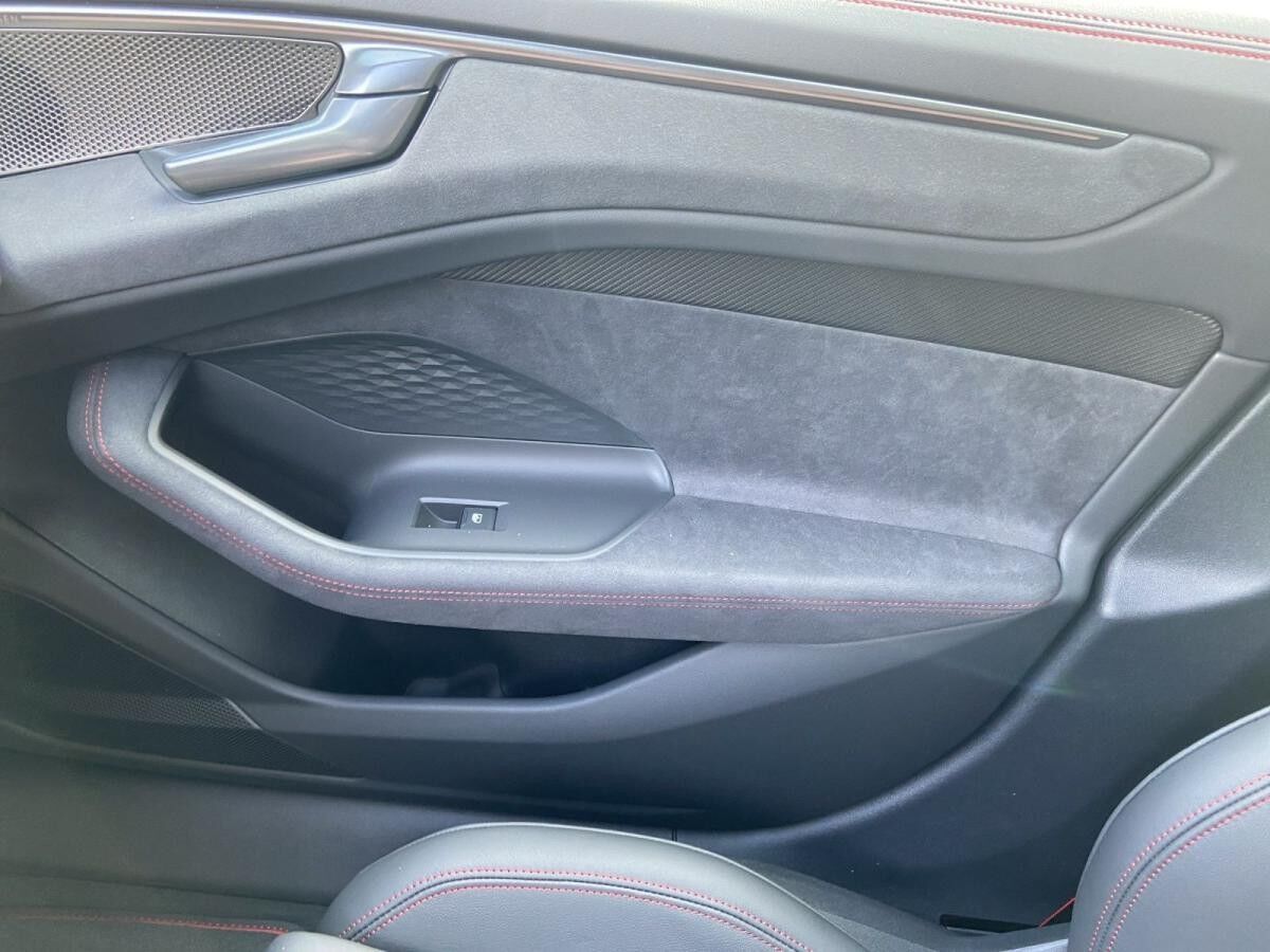 Audi A6 Avant TFSI Quattro+Pano+B&O(MT)