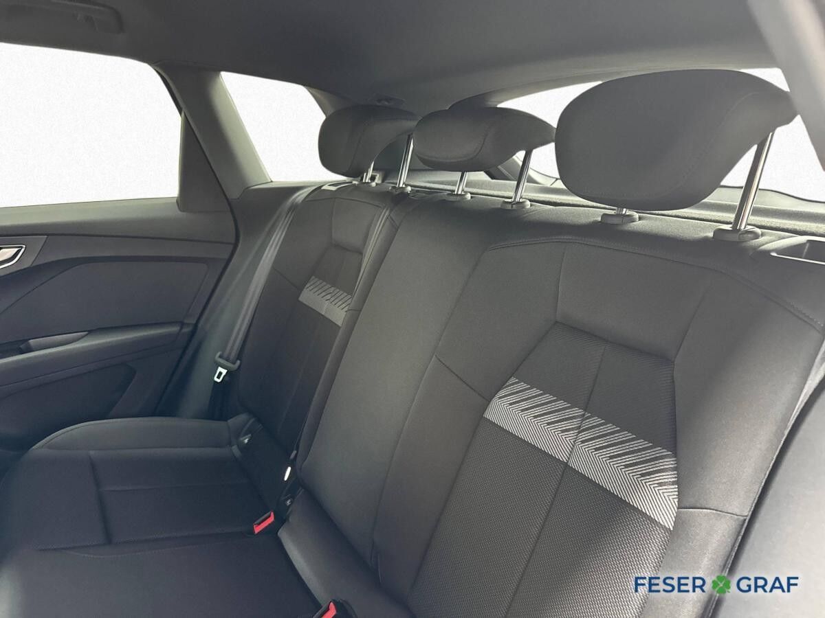 Audi Q4 e-tron 40 AHK Navi Pro Fahren Parken Plus