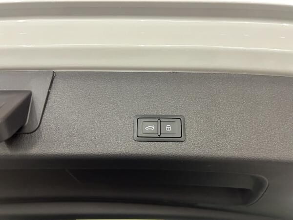 Audi Q8 e-tron 55 - advanced - AHK/PANO/Matrix/HuD