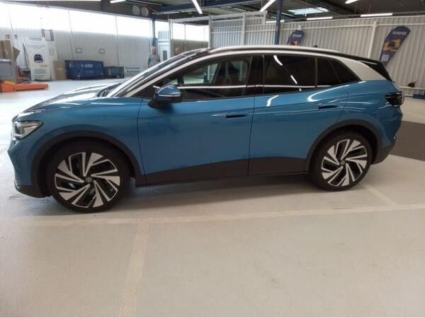 Volkswagen ID.4 Pro 210 kW mit Infotainment-Paket - AHK IQ Drive Wärmepumpe Area View SHZ LM HUD Navi Travel Assist