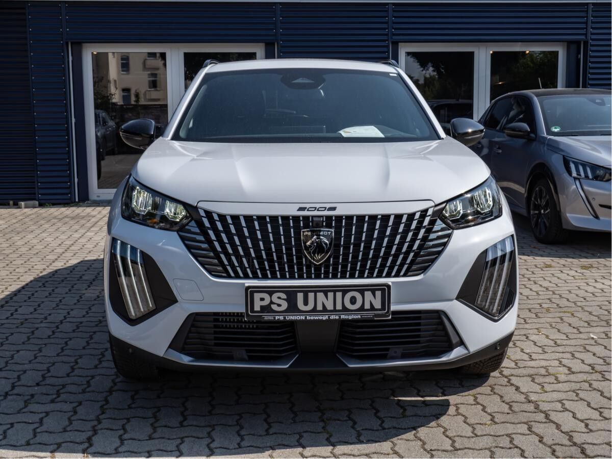 Peugeot 2008 1.2 Hybrid 145 Allure *LAGERABVERKAUF*