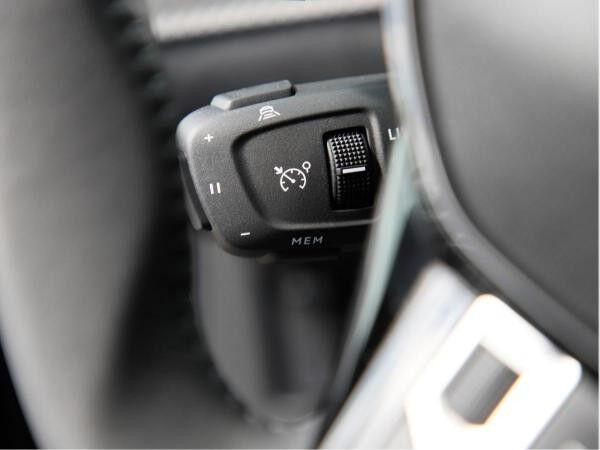 Peugeot 2008 1.2 Hybrid 145 e-DSC6  Allure *ICE*