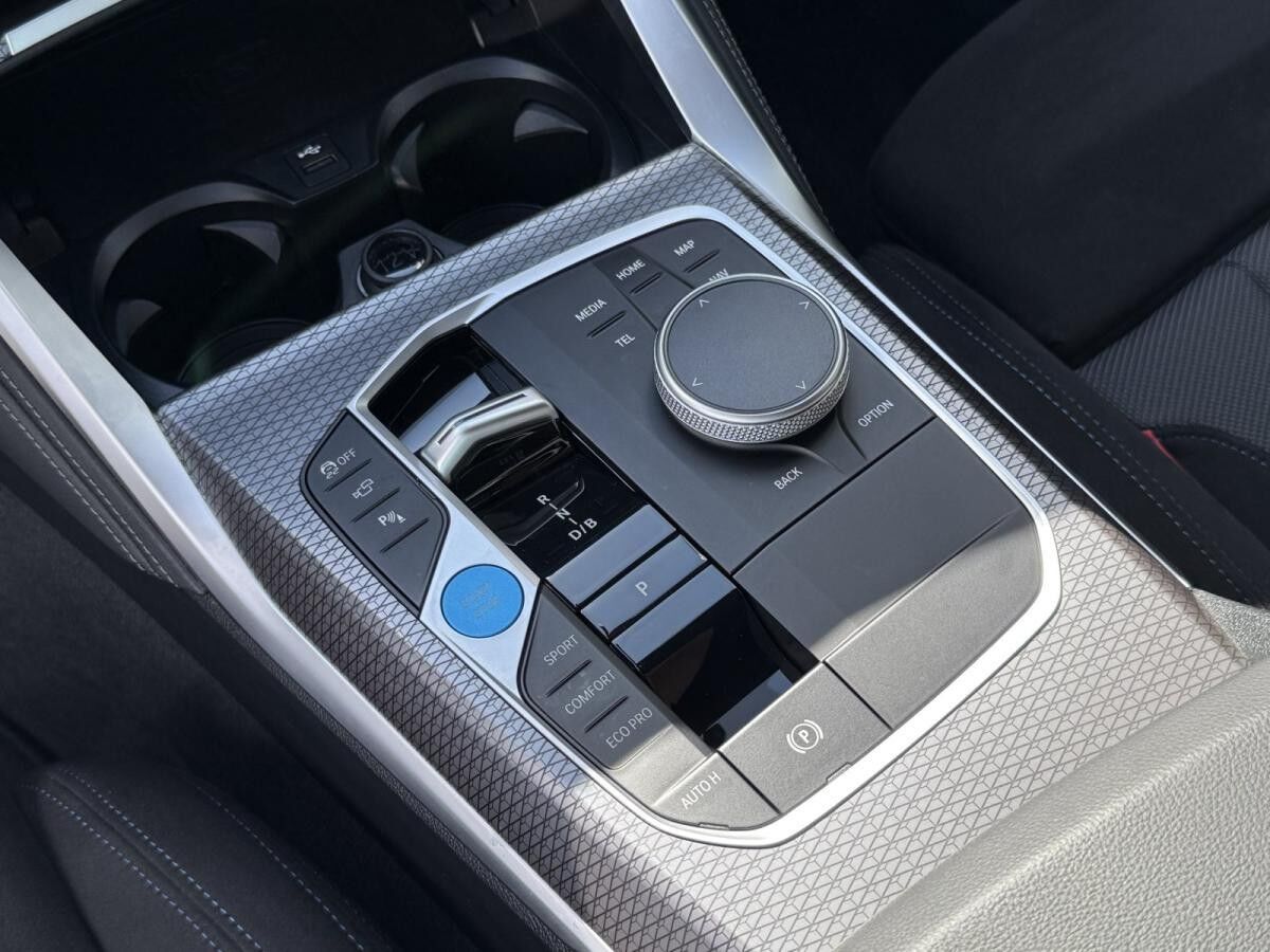 BMW i4 xDrive40 Gran Coupé M Sport //Stop&Go HUD