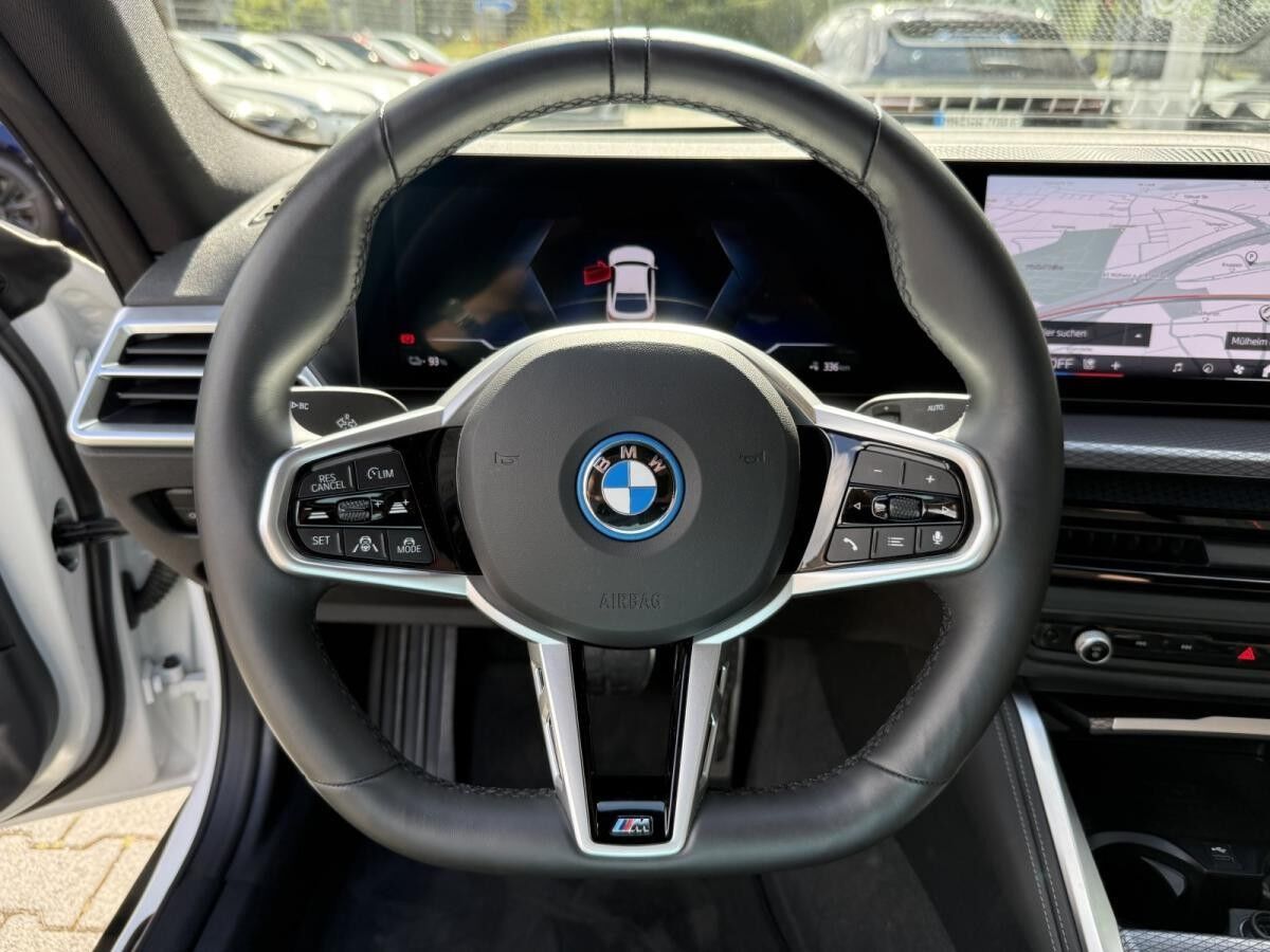 BMW i4 xDrive40 Gran Coupé M Sport //Stop&Go HUD