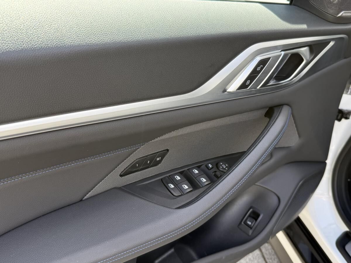 BMW i4 xDrive40 Gran Coupé M Sport //Stop&Go HUD