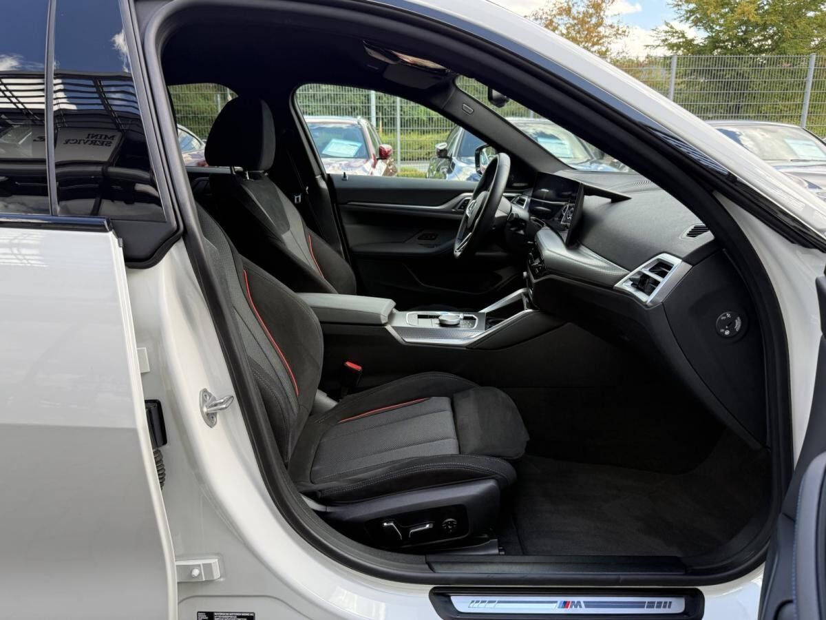 BMW i4 xDrive40 Gran Coupé M Sport //Stop&Go HUD