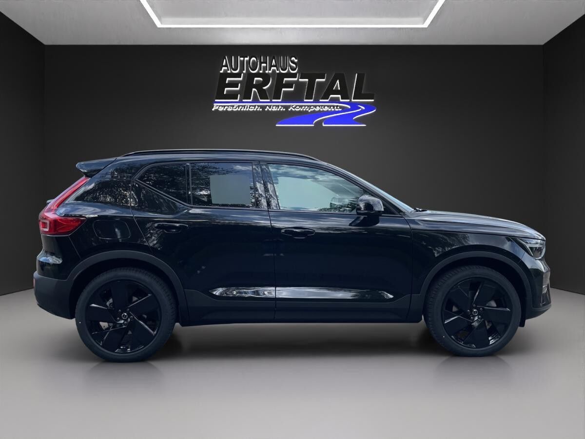 Volvo XC40 B3 Plus Black Edition
