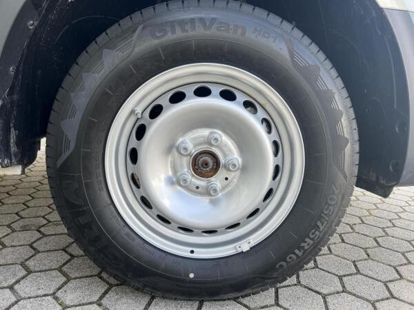 Volkswagen Crafter 35 Kasten 2,0 l Frontantrieb 6-Gang Radst. 3640 mm