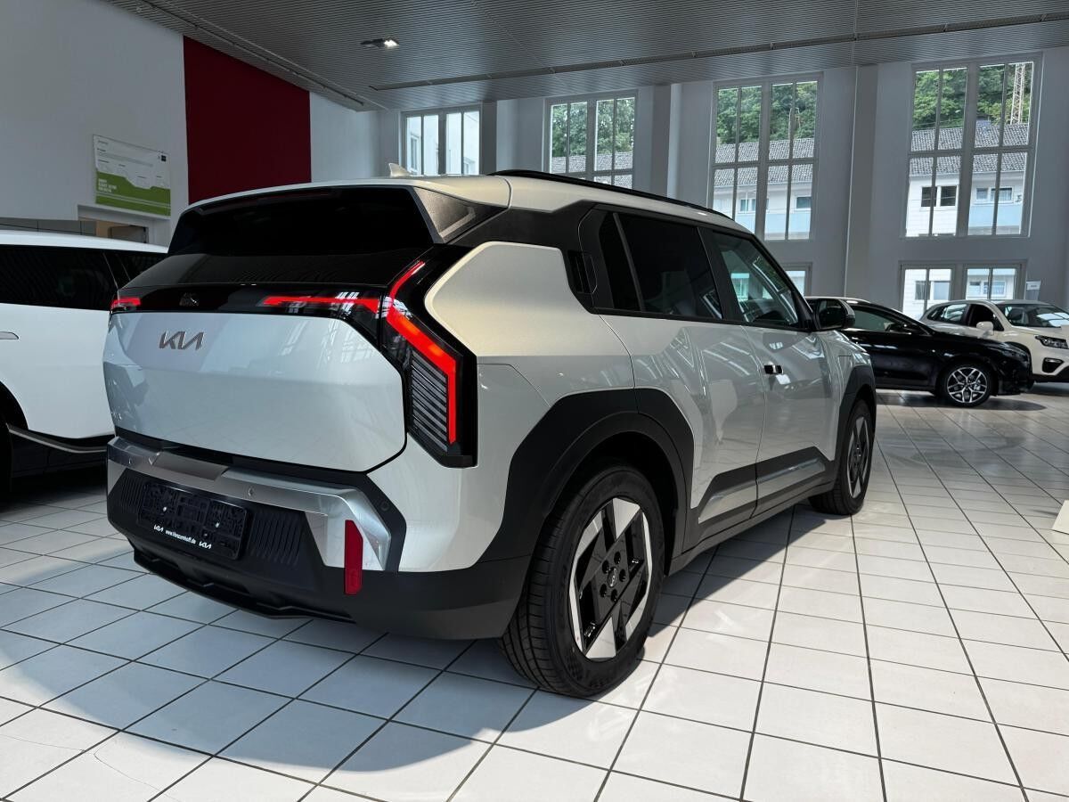 Kia EV3 81 kWh Earth +P3+P4+P5 INKL. VOLLKASKO