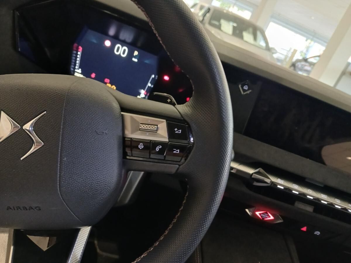 DS Automobiles DS4 DS 4 1.2 PureTech Fin. ab 2,99% Navi,SHZ,2xKlima