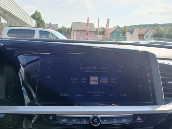 Opel Grandland 1.6T LED+Navi+Sitzheizung+2xKlima