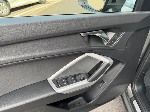 Audi Q3 Sportback S line 35TFSI LED AHK NAV ACC VIRT