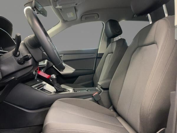 Audi Q3 45 TFSIe DAB Smartphone Interface PDC
