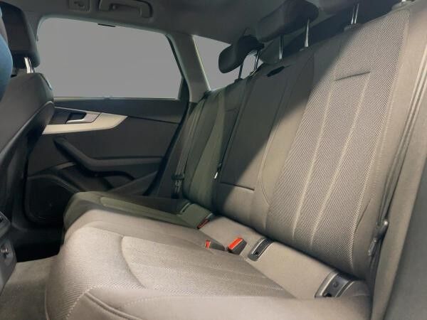 Audi A4 Avant 35 TFSI advanced AHK LED Kamera Navi